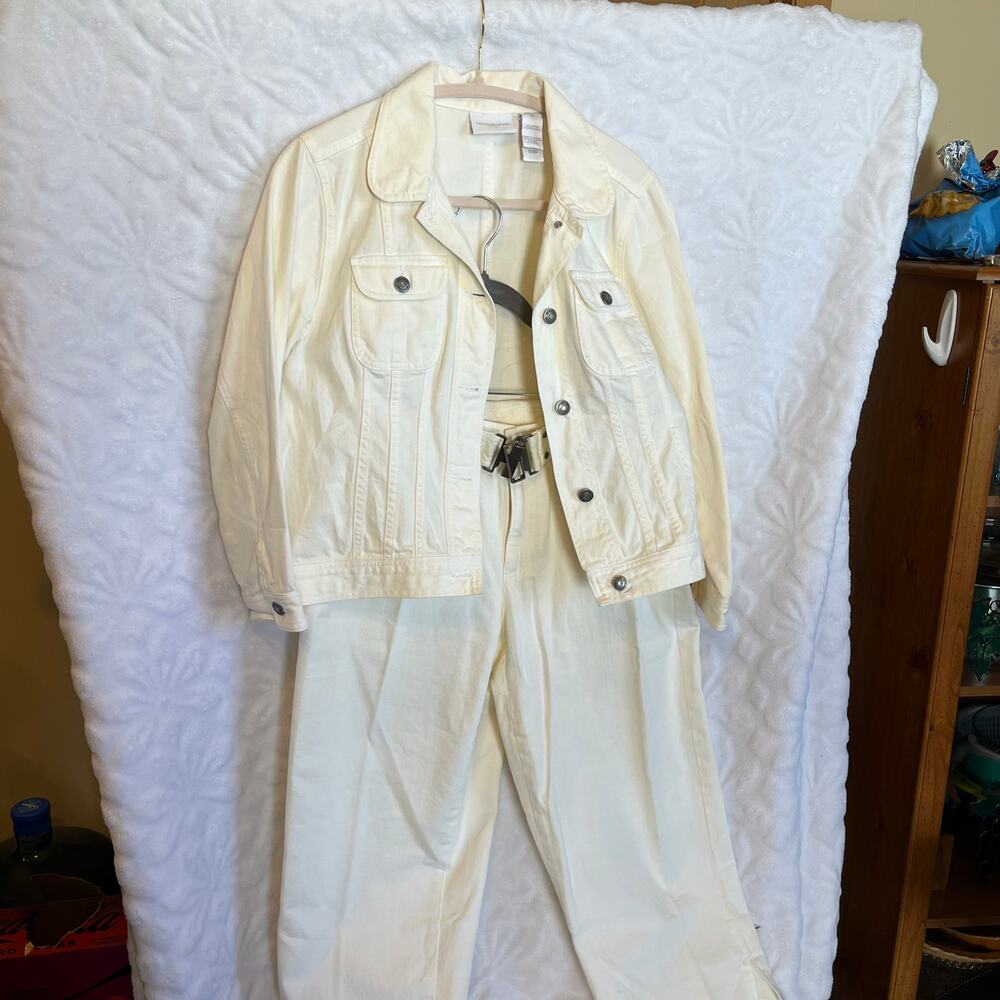 Liz Claiborne denim jacket and pants set white 100% cotton size M petite